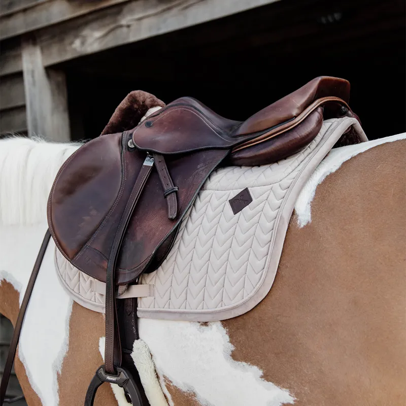 Kentucky Skin Friendly Velvet Jumping Saddlecloth - Beige-7