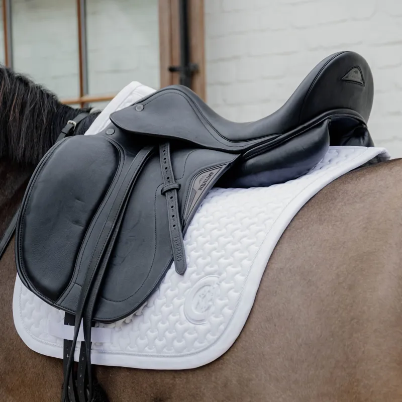 Kentucky 3D Logo Plaited Dressage Saddlecloth - White-4
