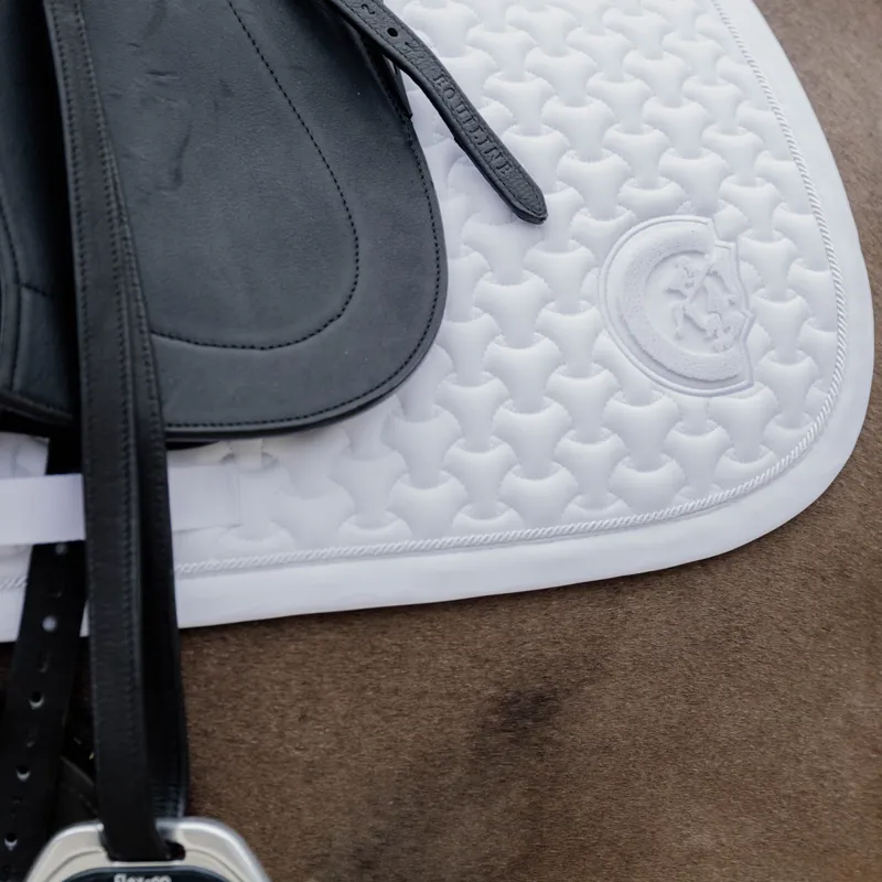 Kentucky 3D Logo Plaited Dressage Saddlecloth - White-2