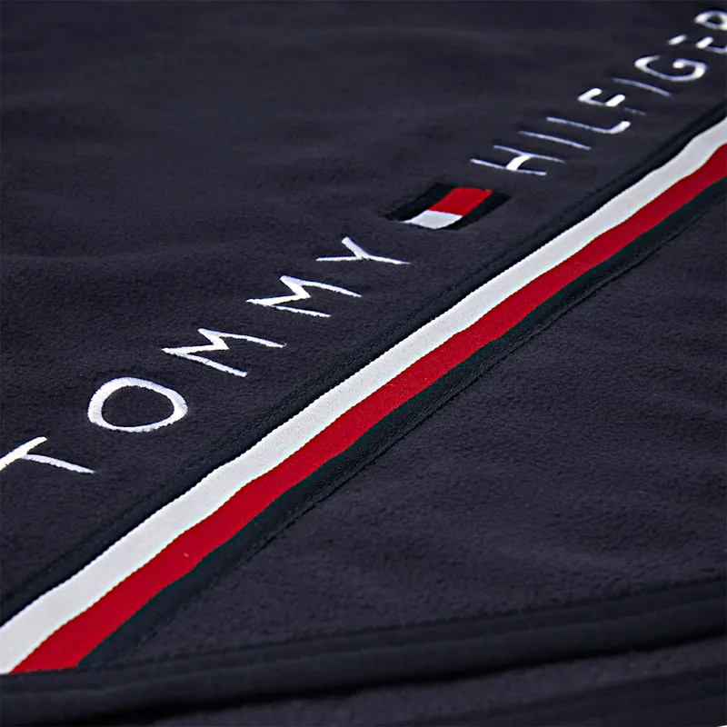 Tommy Hilfiger Cornell Waffle Cooler Rug - Desert Sky 6ft0-3
