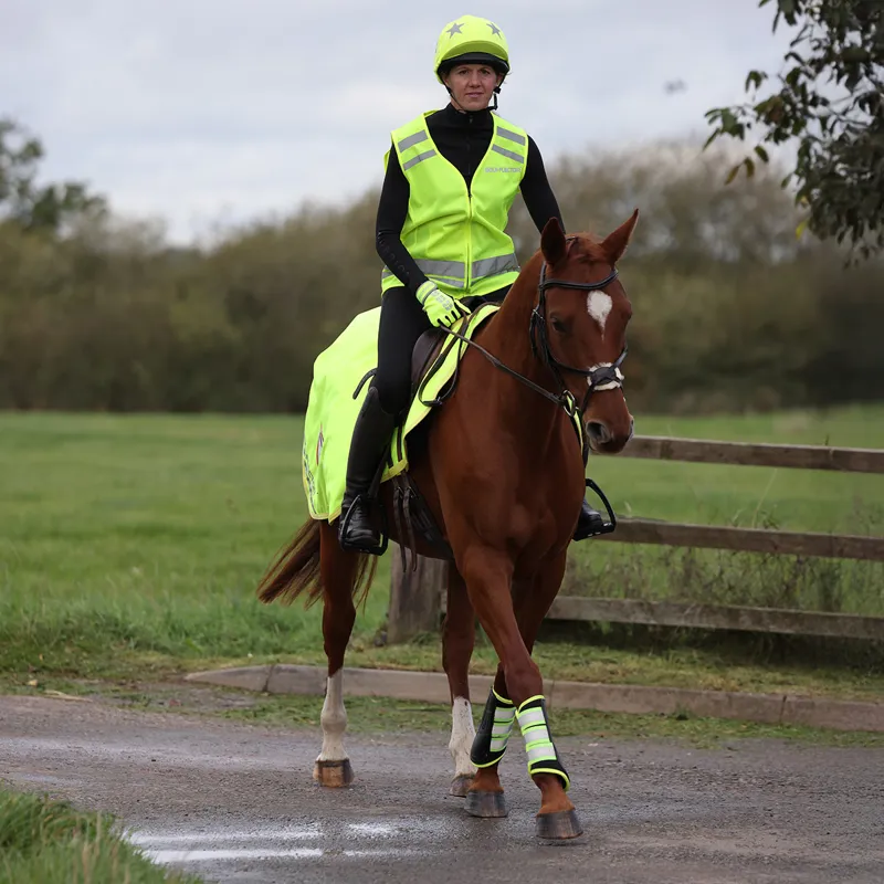 EQUI-FLECTOR Hat Cover - Yellow-3