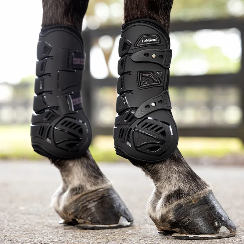 LeMieux Motion Cool Tendon Boots - Black-4