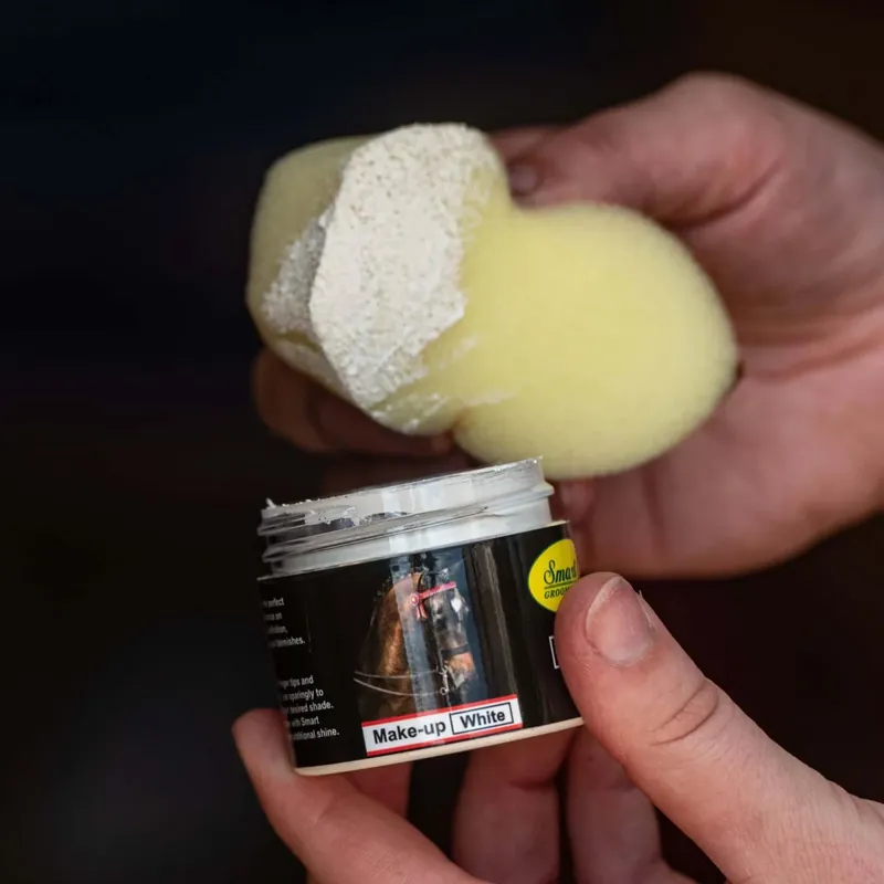 Smart Grooming Equine Make Up - White