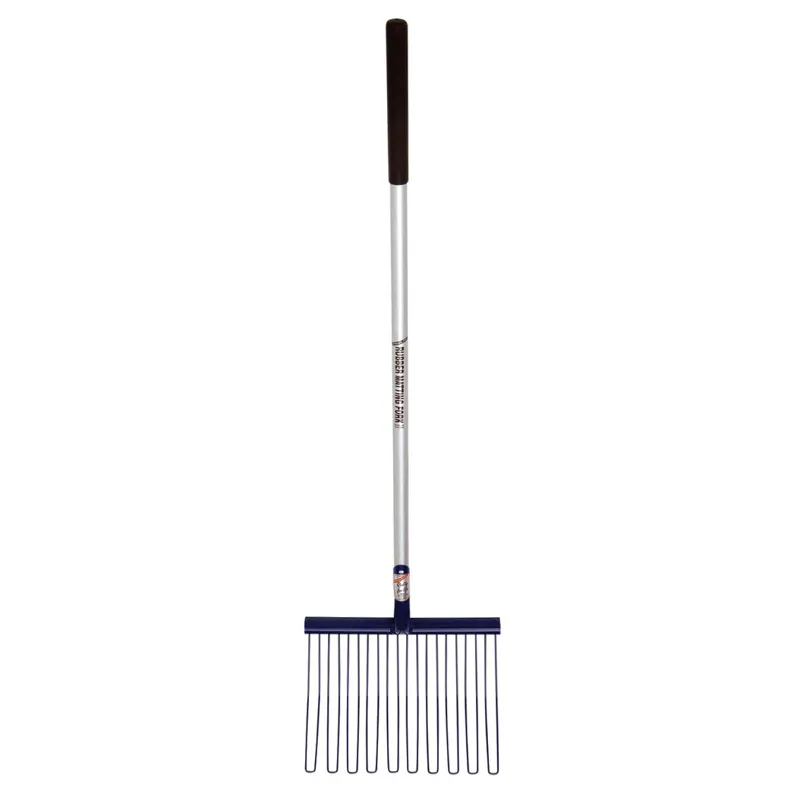 Fynalite Rubber Matting Shavings Fork with Long Handle
