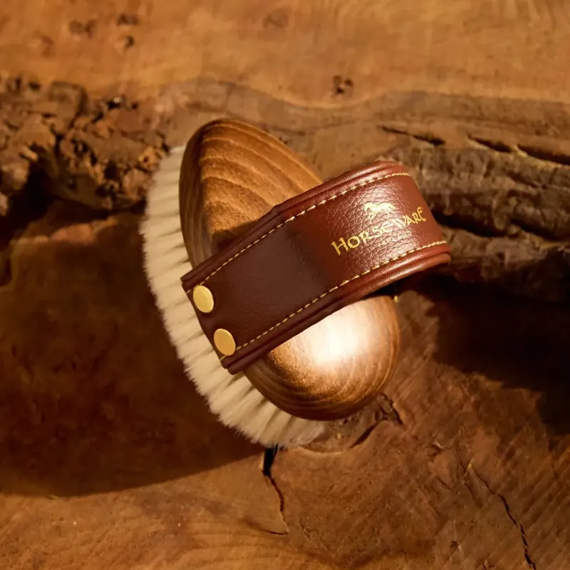 Horseware Signature Face Brush