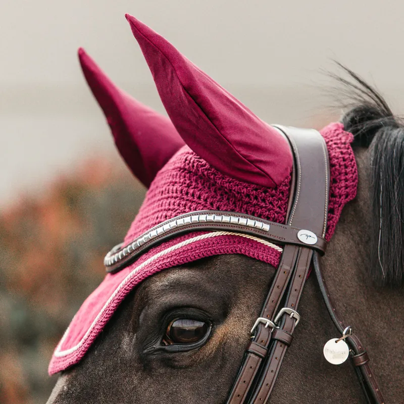 Kentucky Wellington Velvet Fly Veil - Fuchsia-3