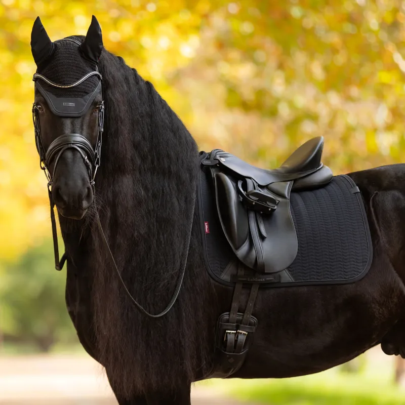 LeMieux Essence Dressage Square - Black-2