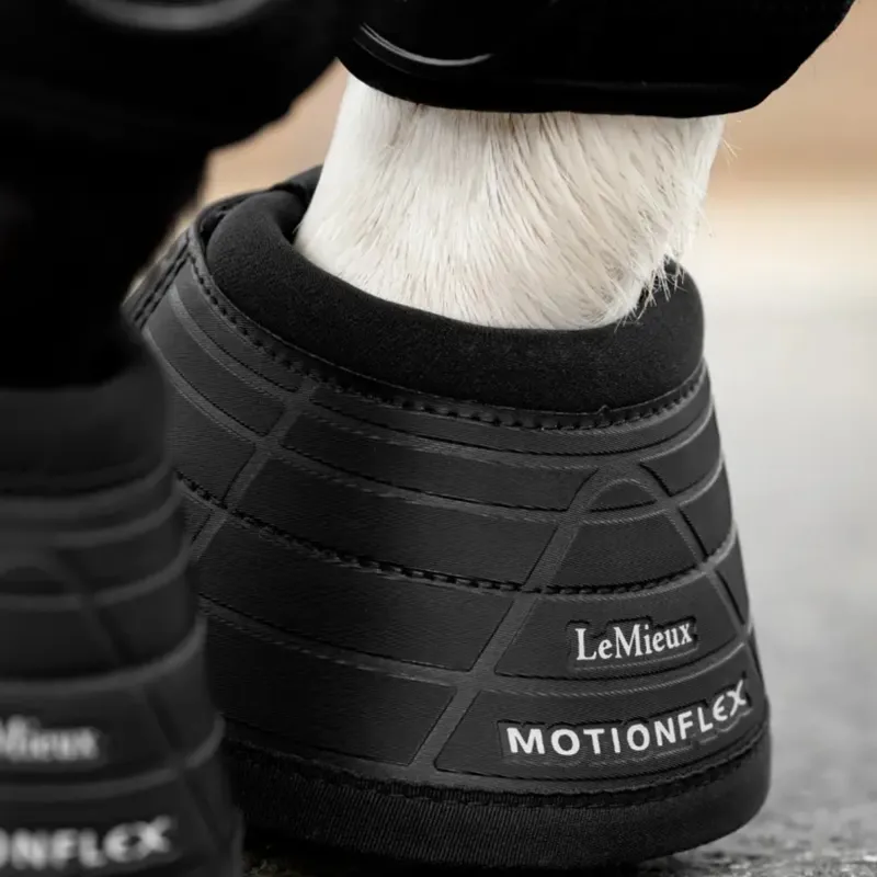 LeMieux Motionflex Overreach Boots - Black-5