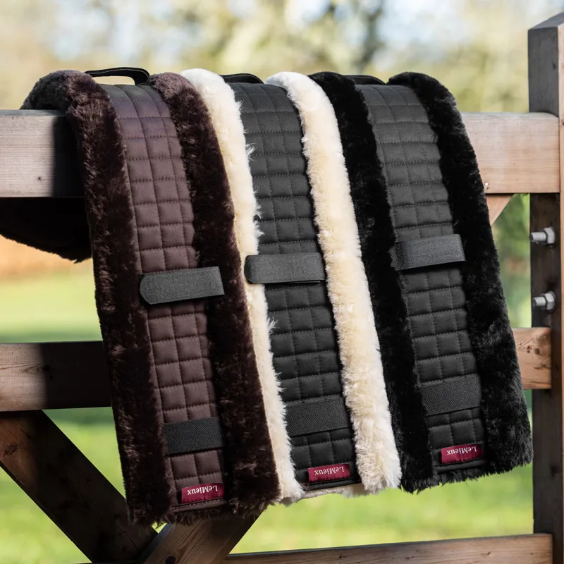 LeMieux Simuwool GP Girth Cover - Black/Natural-1