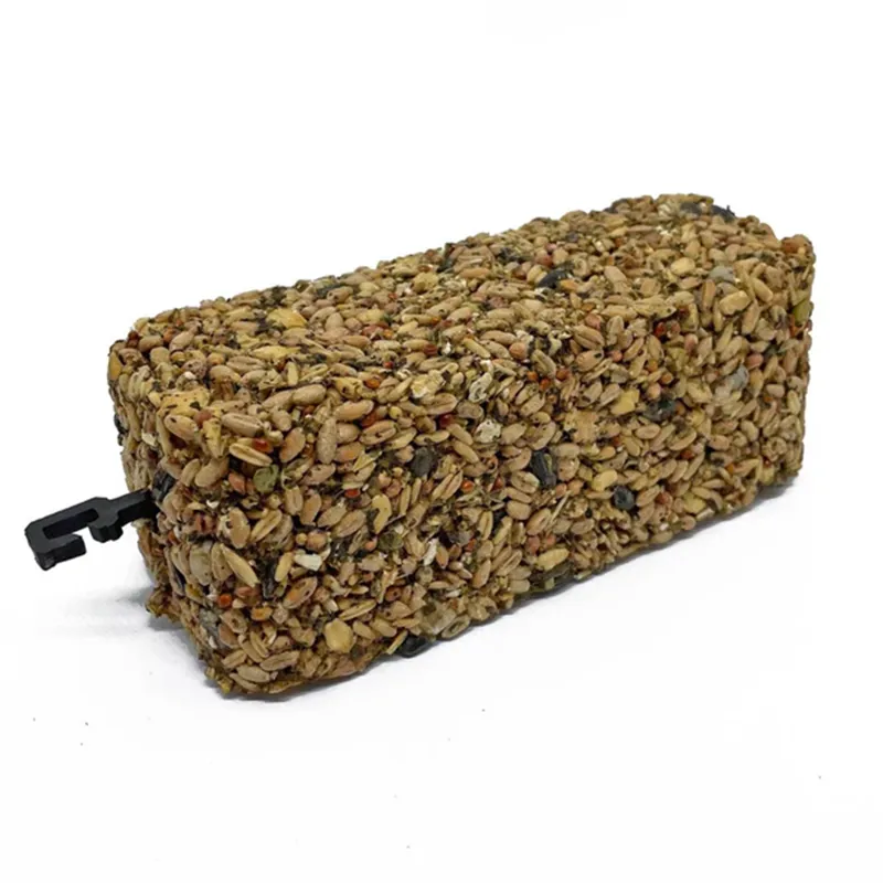 Nature's Grub Pecking Block - Garlic Herbs and Seaweed-1