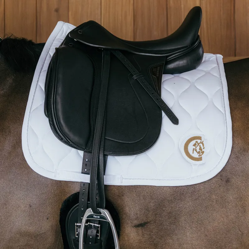 Kentucky 3D Logo Wave Dressage Saddlecloth - White-1