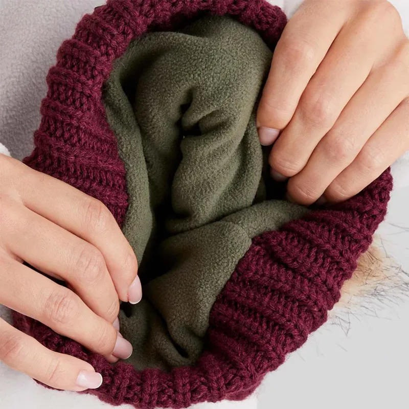Ridgeline Nordic Fleck Unisex Bobble Hat - Winter Berry-3