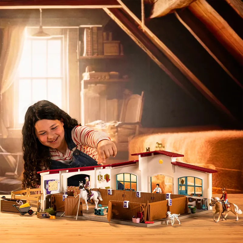 Schleich Riding Arena Peppertree Toy Set-1