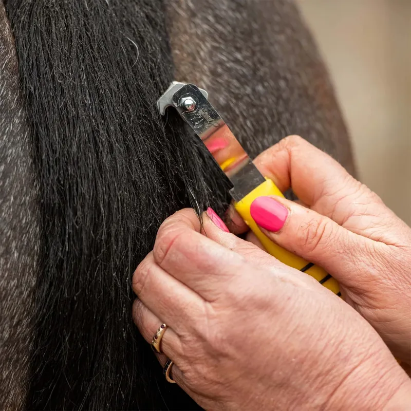 Smart Grooming Smart Tails Easi-Grip Rake-1