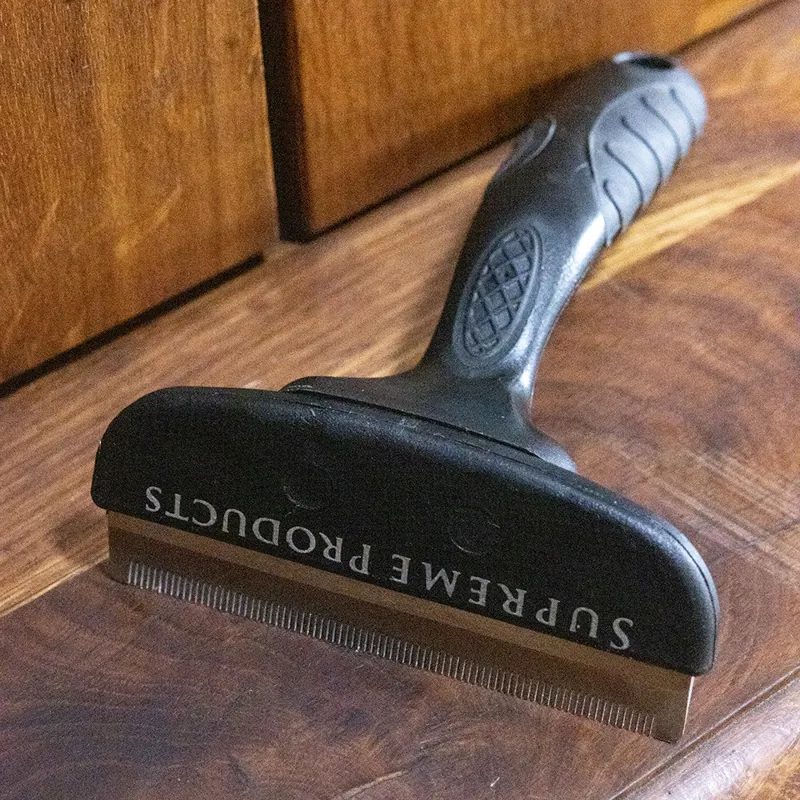 Supreme Products Neat and Tidy Glorious Groomer - Black/Gold