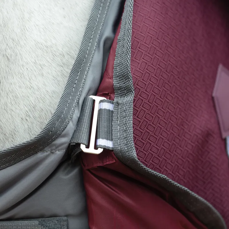 WeatherBeeta ComFiTec Plus Dynamic II 220g Detach A Neck Rug - Maroon-4